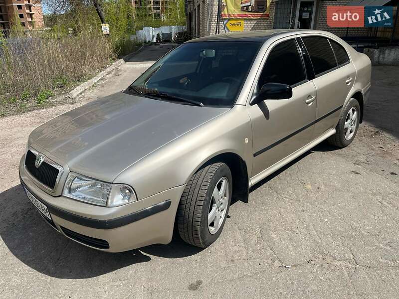 Лифтбек Skoda Octavia 2005 в Киеве