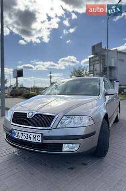 Лифтбек Skoda Octavia 2008 в 