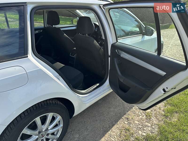 Универсал Skoda Octavia 2014 в Стрые