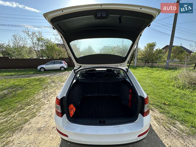 Универсал Skoda Octavia 2014 в Стрые