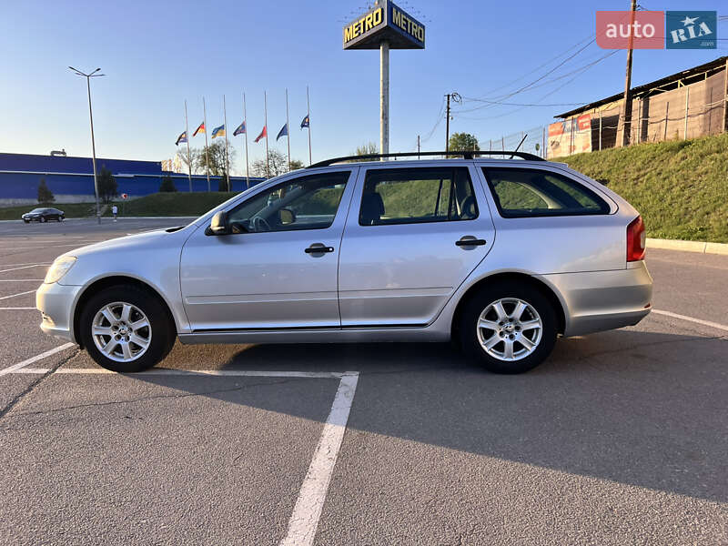 Универсал Skoda Octavia 2011 в Виннице