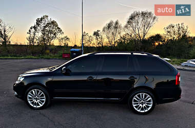 Універсал Skoda Octavia 2012 в 