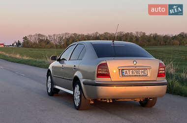 Ліфтбек Skoda Octavia 2005 в 