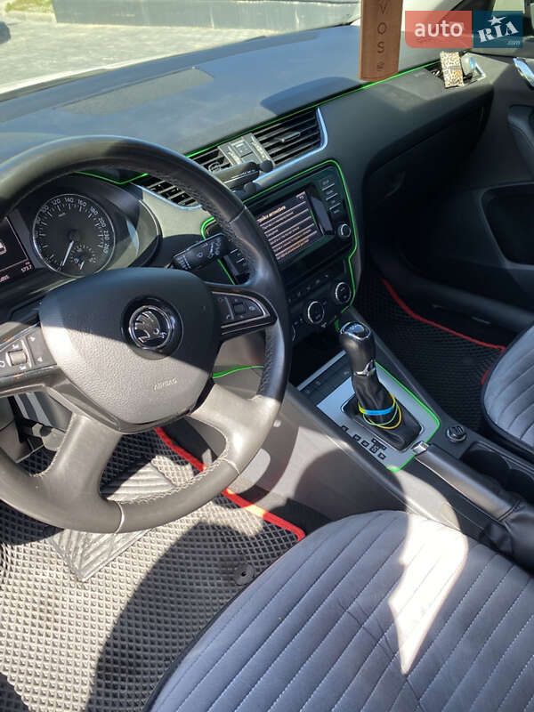 Універсал Skoda Octavia 2014 в Кам'янець-Подільському
