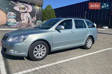 Универсал Skoda Octavia 2012 в 