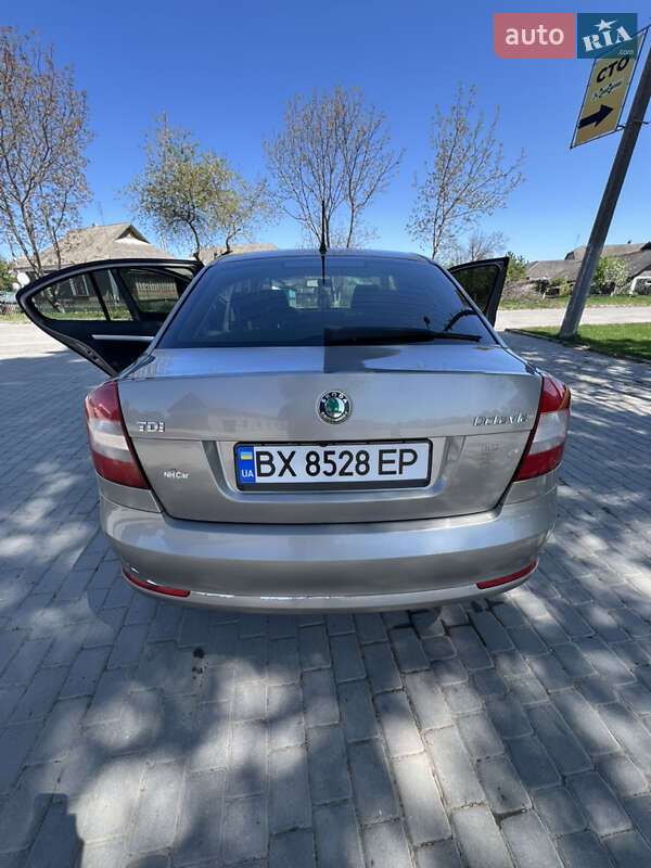 Лифтбек Skoda Octavia 2011 в Чемеровцах