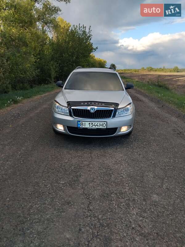 Універсал Skoda Octavia 2011 в Краснограді