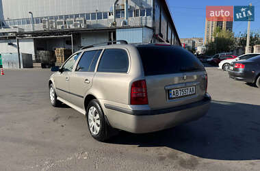 Универсал Skoda Octavia 2009 в 