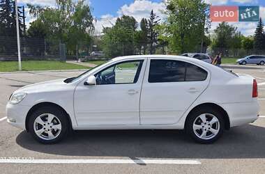 Ліфтбек Skoda Octavia 2012 в 
