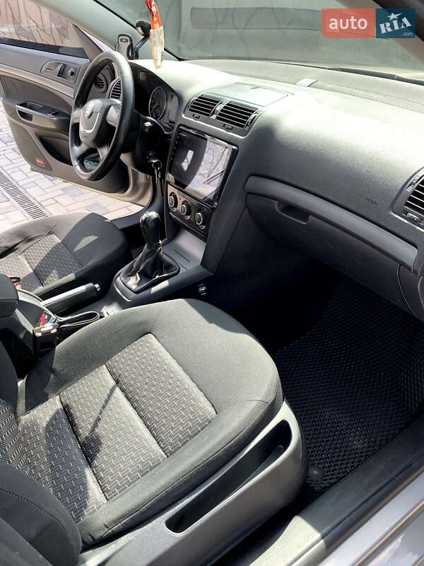 Універсал Skoda Octavia 2009 в Шепетівці