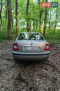 Лифтбек Skoda Octavia 2009 в 