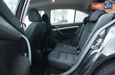 Лифтбек Skoda Octavia 2011 в 