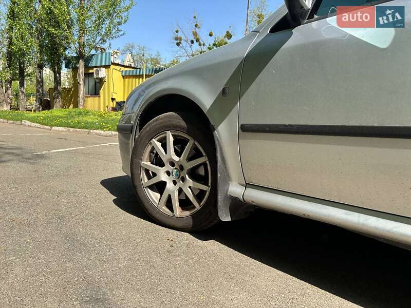 Лифтбек Skoda Octavia 2010 в Киеве фото 12 Лифтбек Skoda Octavia 2010 в Киеве