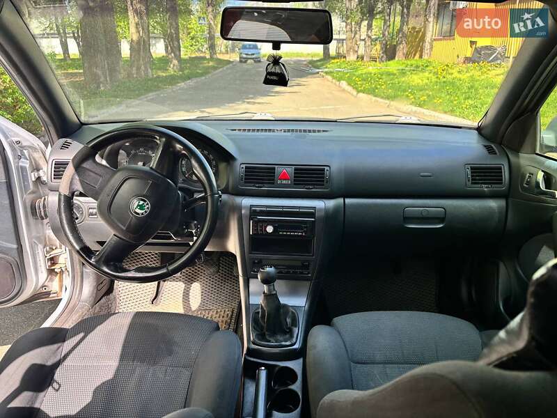 Лифтбек Skoda Octavia 2010 в Киеве фото 17 Лифтбек Skoda Octavia 2010 в Киеве