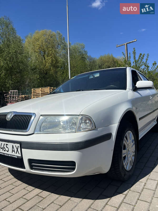 Лифтбек Skoda Octavia 2002 в Виннице