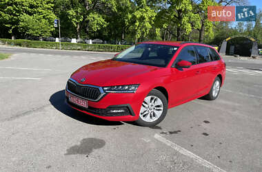 Универсал Skoda Octavia 2021 в 