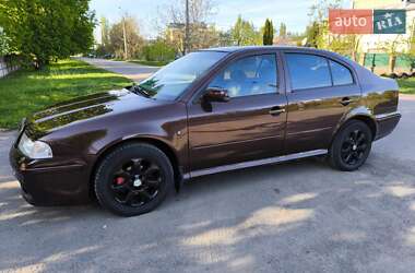 Ліфтбек Skoda Octavia 1998 в 