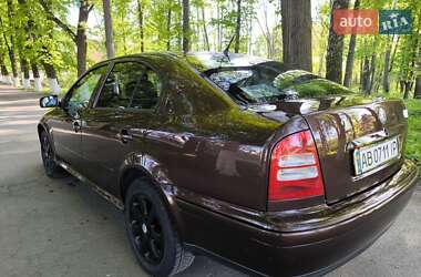 Ліфтбек Skoda Octavia 1998 в 