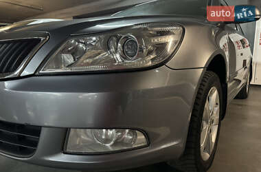 Лифтбек Skoda Octavia 2012 в 