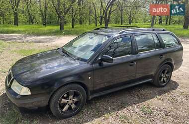 Универсал Skoda Octavia 2001 в Днепре