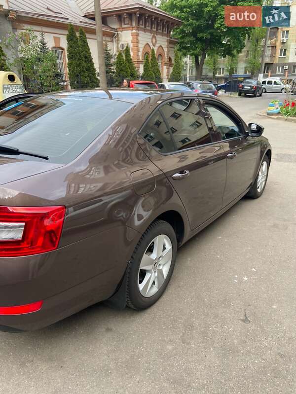 Лифтбек Skoda Octavia 2014 в 