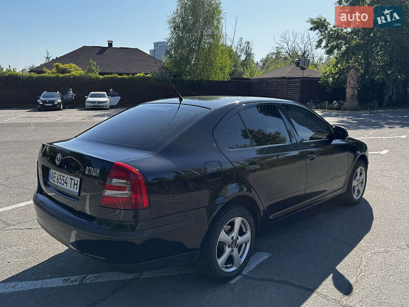 Лифтбек Skoda Octavia 2011 в Днепре