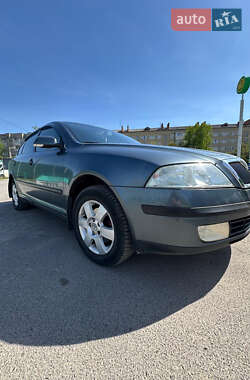 Лифтбек Skoda Octavia 2006 в 