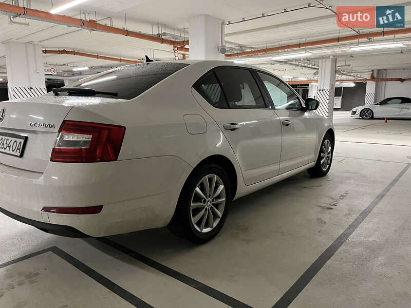 Лифтбек Skoda Octavia 2013 в Дрогобыче