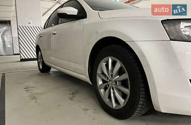 Лифтбек Skoda Octavia 2013 в 