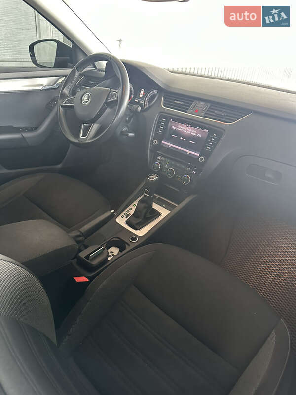 Лифтбек Skoda Octavia 2019 в Ровно