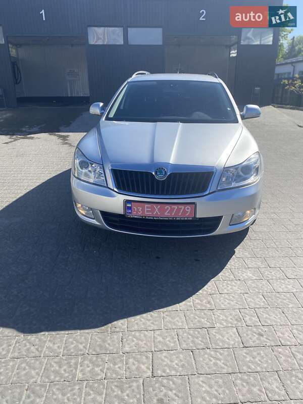 Универсал Skoda Octavia 2011 в Львове