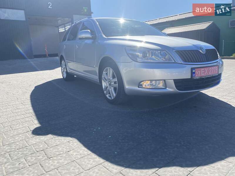 Универсал Skoda Octavia 2011 в Львове