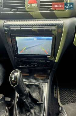 Лифтбек Skoda Octavia 2008 в 