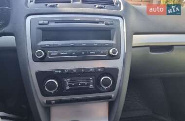 Ліфтбек Skoda Octavia 2012 в 