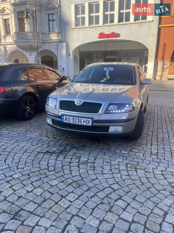 Ліфтбек Skoda Octavia 2008 в 