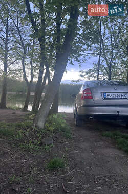 Ліфтбек Skoda Octavia 2008 в 