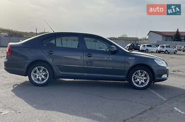 Лифтбек Skoda Octavia 2010 в 