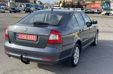 Лифтбек Skoda Octavia 2010 в 