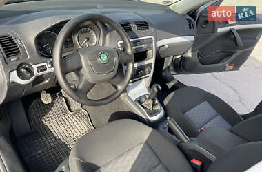 Лифтбек Skoda Octavia 2010 в 