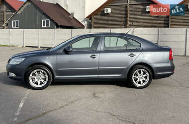 Лифтбек Skoda Octavia 2010 в 