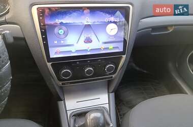 Ліфтбек Skoda Octavia 2012 в 