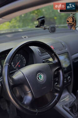 Лифтбек Skoda Octavia 2008 в 