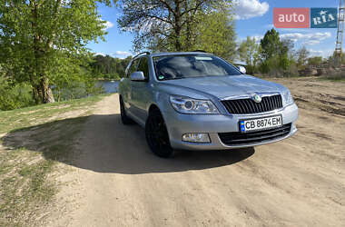 Универсал Skoda Octavia 2009 в Чернигове