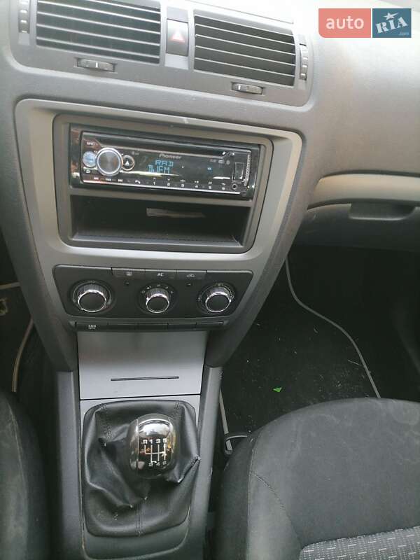 Універсал Skoda Octavia 2009 в Ківерцях