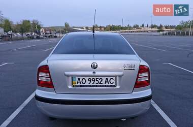 Лифтбек Skoda Octavia 2004 в 