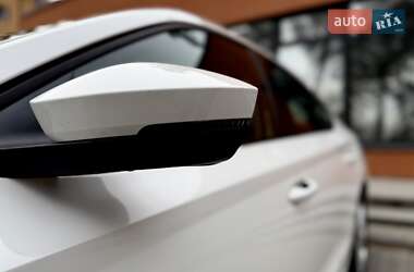 Ліфтбек Skoda Octavia 2020 в 