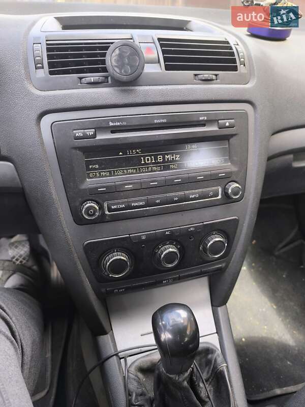 Універсал Skoda Octavia 2012 в Чернігові