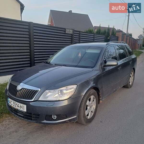 Універсал Skoda Octavia 2009 в Луцьку