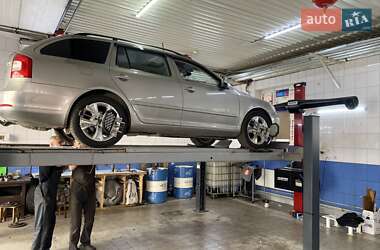 Універсал Skoda Octavia 2010 в 