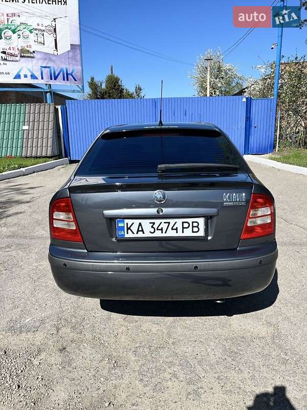 Лифтбек Skoda Octavia 2008 в Кропивницком
